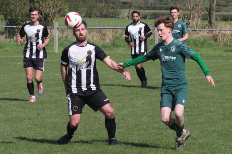 Radnor Valley and Bow Street shared eight goals in an entertaining draw at The Bypass