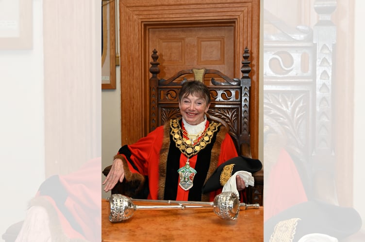 Cllr Sian Drinan has been installed as Mayor of Brecon for 2026-27