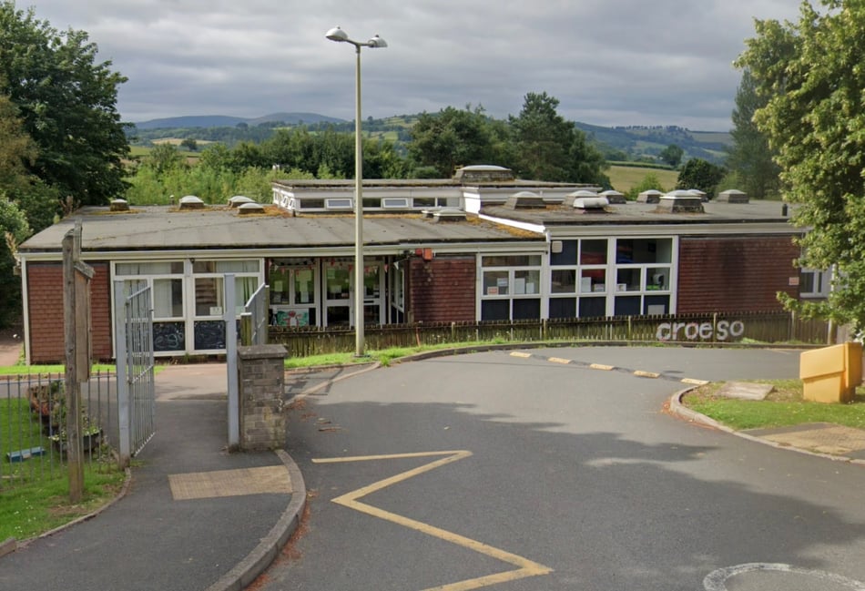 Cabinet to decide on closure of Cradoc school campus next week