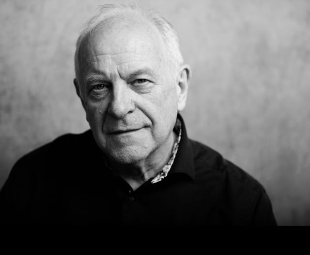 West End star returns to Powys for Pinter play