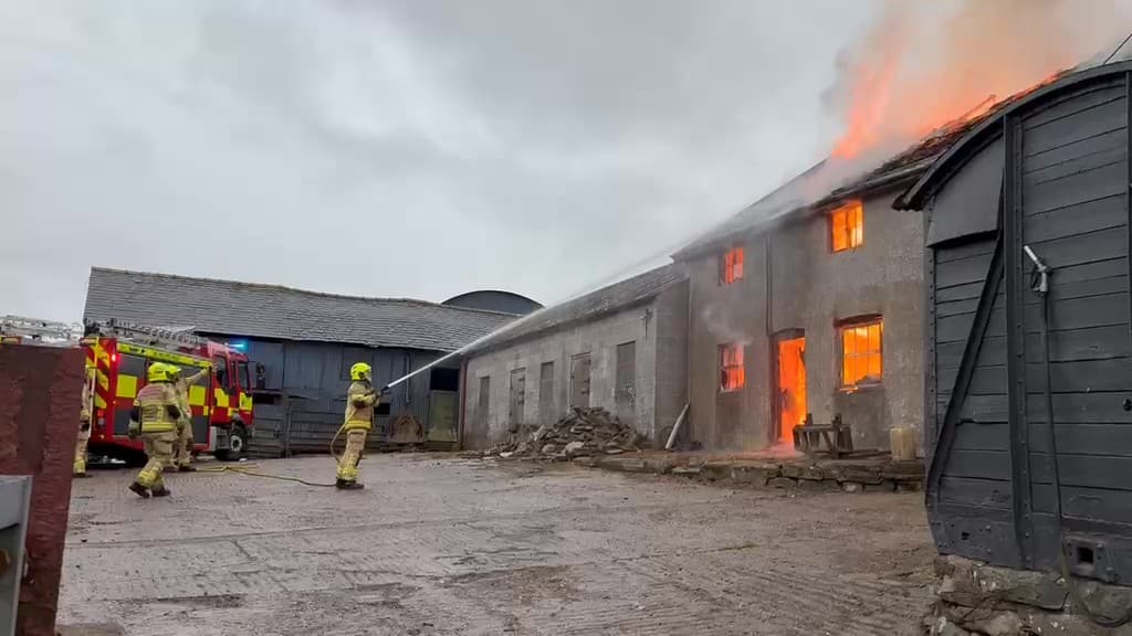 Large agricultural building destroyed in overnight fire