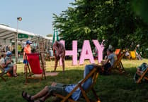 Book lovers escape the sun at Hay Festival as Bank Holiday heats up!