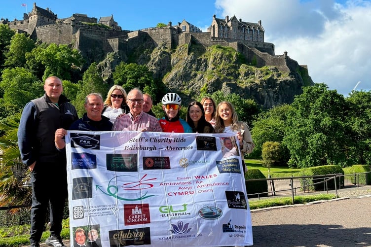 Steffan setting off from Edinburgh Castle