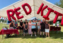 Red Kites celebrate 10 years of inspiring girls’ rugby