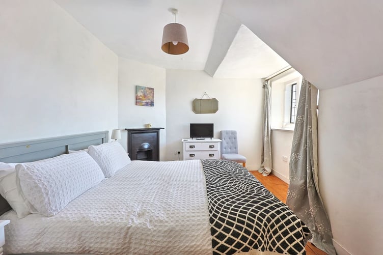 The property will be among around 120 lots in the next Paul Fosh Auctions sale