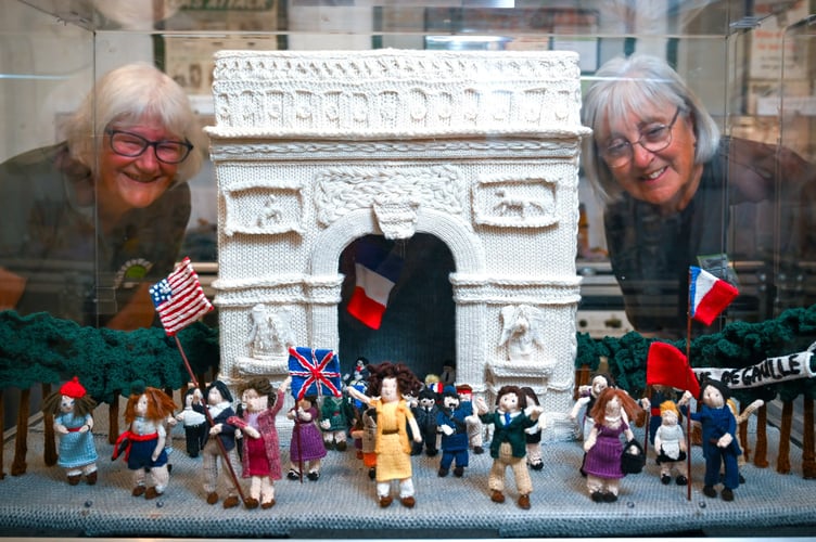 The Longest Yarn: Britain at War features 80 knitted scenes telling stories from the Second World War