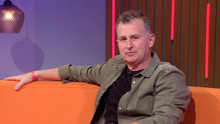 Former rugby referee Nigel Owens will lead Fferm Ail Gyfle, a new S4C series offering young people a second chance on the farm